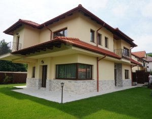 Maison 4 chambres à vendre dans Cluj-napoca, zone Faget