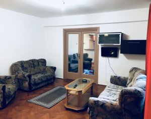 Lakás 4 szobák kiadó on Cluj-napoca, Zóna Centru