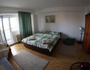 Lakás 4 szobák kiadó on Cluj-napoca, Zóna Centru