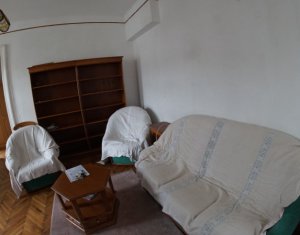 Lakás 4 szobák kiadó on Cluj-napoca, Zóna Centru