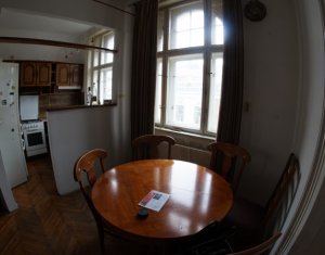 Lakás 4 szobák kiadó on Cluj-napoca, Zóna Centru