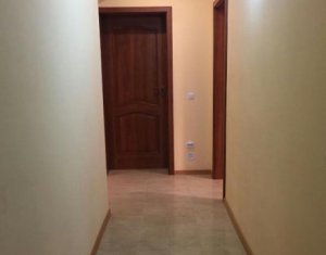 Lakás 4 szobák kiadó on Cluj-napoca, Zóna Centru