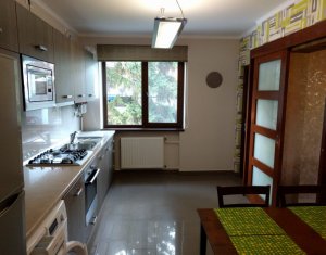 Lakás 4 szobák kiadó on Cluj-napoca, Zóna Gruia