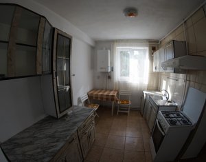 Lakás 3 szobák kiadó on Cluj-napoca, Zóna Gheorgheni
