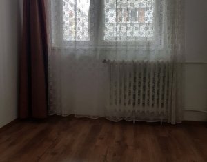 Lakás 4 szobák kiadó on Cluj-napoca, Zóna Manastur