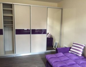 Appartement 3 chambres à louer dans Cluj-napoca, zone Centru
