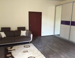 Appartement 3 chambres à louer dans Cluj-napoca, zone Centru