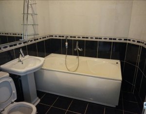 Lakás 5 szobák kiadó on Cluj-napoca, Zóna Centru