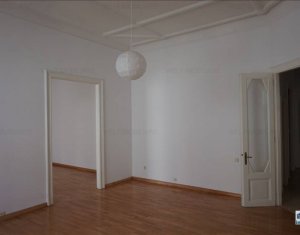 Lakás 5 szobák kiadó on Cluj-napoca, Zóna Centru