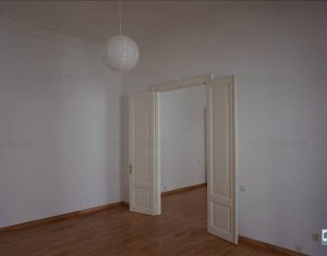 Lakás 5 szobák kiadó on Cluj-napoca, Zóna Centru