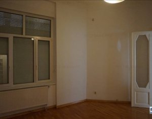 Lakás 5 szobák kiadó on Cluj-napoca, Zóna Centru