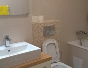 Appartement 3 chambres à louer dans Cluj-napoca, zone Centru