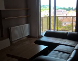 Appartement 3 chambres à louer dans Cluj-napoca, zone Centru
