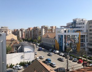 Lakás 4 szobák kiadó on Cluj-napoca, Zóna Centru