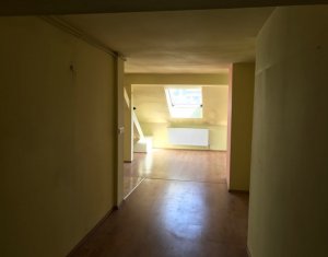 Lakás 4 szobák kiadó on Cluj-napoca, Zóna Centru