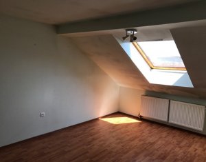 Lakás 4 szobák kiadó on Cluj-napoca, Zóna Centru