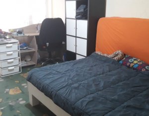 Ház 8 szobák eladó on Floresti