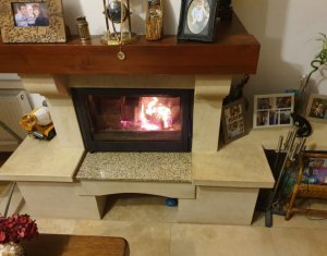 Ház 4 szobák eladó on Floresti