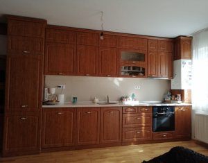 Lakás 2 szobák eladó on Floresti