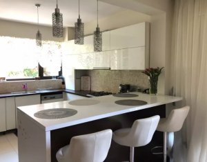 Ház 4 szobák eladó on Cluj-napoca, Zóna Manastur