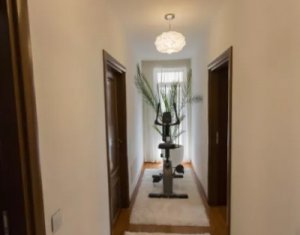 Lakás 5 szobák eladó on Cluj-napoca, Zóna Europa