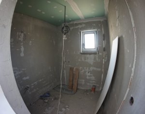 Ház 4 szobák eladó on Dezmir