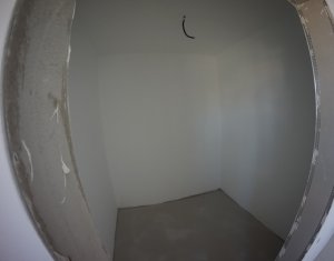 Ház 4 szobák eladó on Dezmir