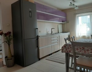 Lakás 3 szobák kiadó on Cluj-napoca, Zóna Plopilor