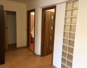 Lakás 3 szobák kiadó on Floresti