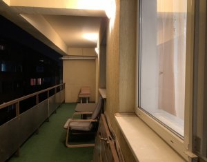 Lakás 2 szobák eladó on Floresti