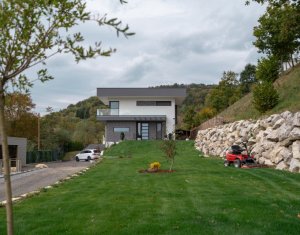 Ház 5 szobák eladó on Feleacu