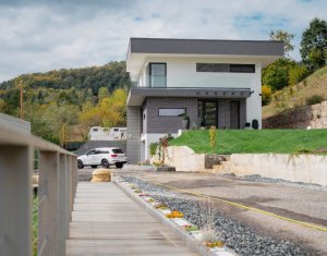 Ház 5 szobák eladó on Feleacu