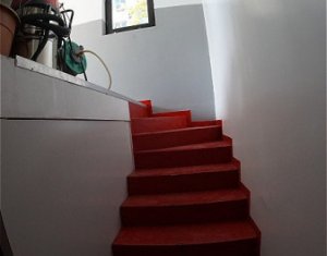 Ház 5 szobák kiadó on Cluj-napoca, Zóna Intre Lacuri