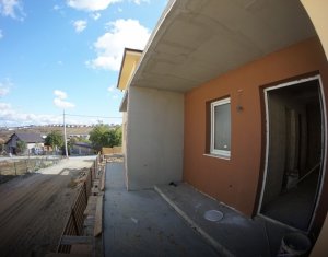 Ház 5 szobák eladó on Dezmir