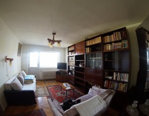 Lakás 3 szobák eladó on Cluj-napoca, Zóna Manastur