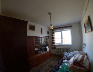 Lakás 3 szobák eladó on Cluj-napoca, Zóna Manastur