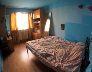 Lakás 3 szobák eladó on Cluj-napoca, Zóna Manastur