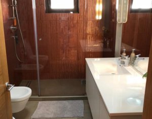 Ház 5 szobák eladó on Cluj-napoca, Zóna Manastur