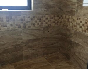 Lakás 3 szobák eladó on Floresti