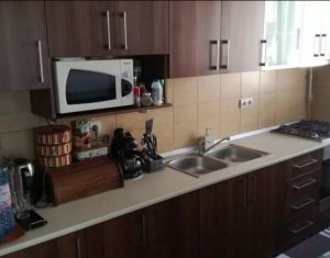 Lakás 2 szobák eladó on Floresti