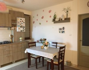 Lakás 2 szobák eladó on Floresti