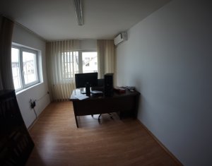 Maison 4 chambres à louer dans Cluj-napoca, zone Zorilor