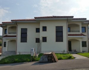 Ház 5 szobák eladó on Cluj-napoca, Zóna Manastur