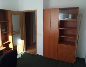 Lakás 3 szobák eladó on Floresti