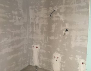 Lakás 2 szobák eladó on Floresti