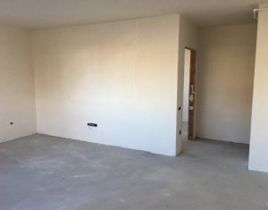 Lakás 3 szobák eladó on Floresti