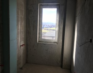 Lakás 2 szobák eladó on Floresti