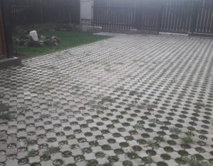 Ház 4 szobák eladó on Floresti