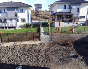 Ház 4 szobák eladó on Dezmir