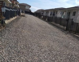 Ház 4 szobák eladó on Dezmir